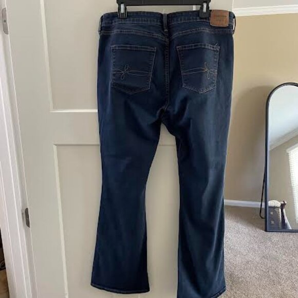 Denizen by Levi's Bootcut Jeans in Dark wash, size 16 - Picture 2 of 6